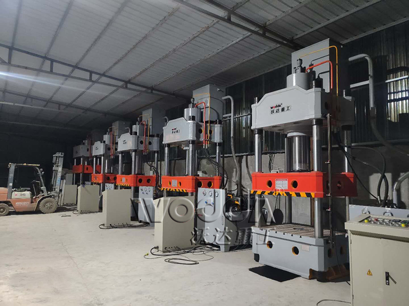 複合漏糞闆液壓機 複合漏糞闆液壓機