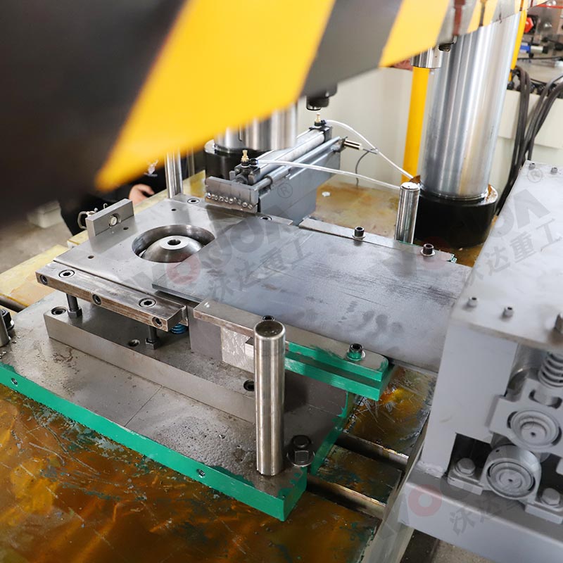 630噸四柱液壓機沖壓錨杆托盤