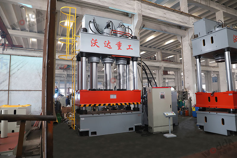 玻璃鋼成型液壓機_1000噸四柱液壓機_液壓機廠家 玻璃鋼成型液壓機_1000噸四柱液壓機_液壓機廠家