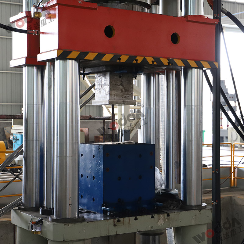 800噸匣缽液壓機模具 800噸匣缽液壓機模具