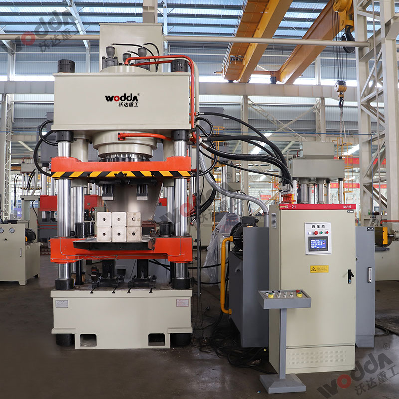 630噸鹽磚機 630噸鹽磚機