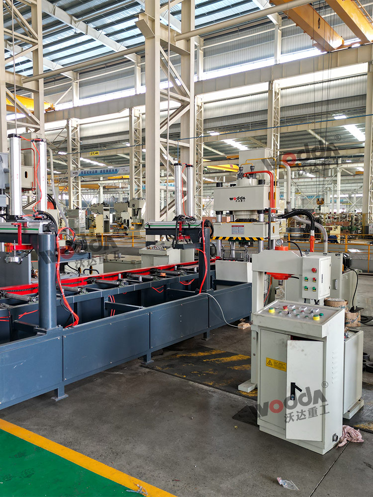 250噸錨杆托盤生産線車間展示 250噸錨杆托盤生産線車間展示